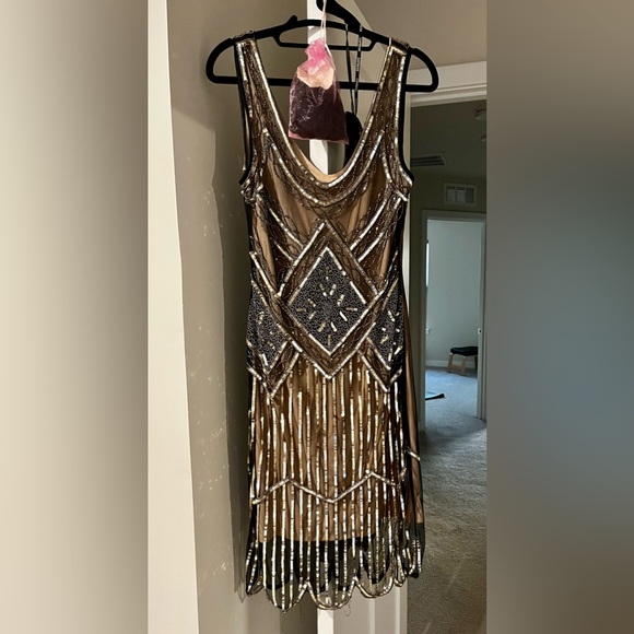 Flapper Costume - Picture 12 of 12